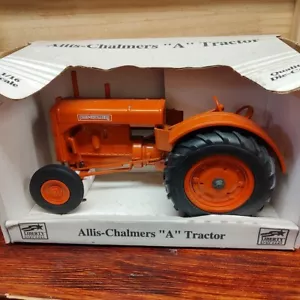 SpecCast Liberty Classics 1/16 Allis Chalmers "A" Tractor SCT-133 NIB - Picture 1 of 7