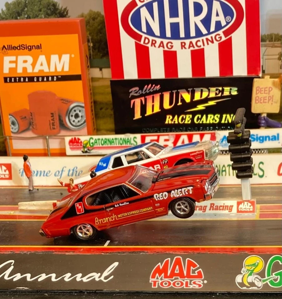 BOB HAMILTON 1970 CHEVY CHEVELLE SS RED ALERT  NHRA S/S  DRAG STRIP LEGENDS MOC - Image 1 of 4