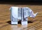 Origami billet de cent dollars éléphant. Pas en argent réel 
