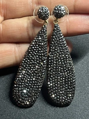 黑色钻石铺面水晶悬垂 2 1/2 英寸耳环 925 — 第 1/4 张图片