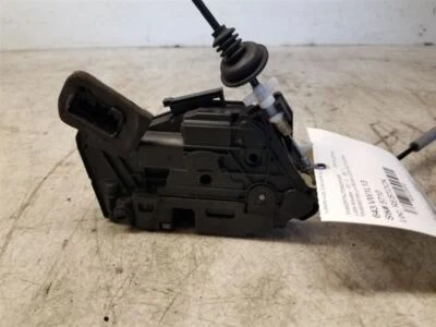 Volkswagen Jetta 2013 - Actuador de bloqueo trasero izquierdo - 5K4839015G - R228555 Foto 1 de 4