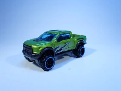 keychain '17 F-150 RAPTOR pick up  2017 FORD  Raptor truck key chain - Image 1 of 4