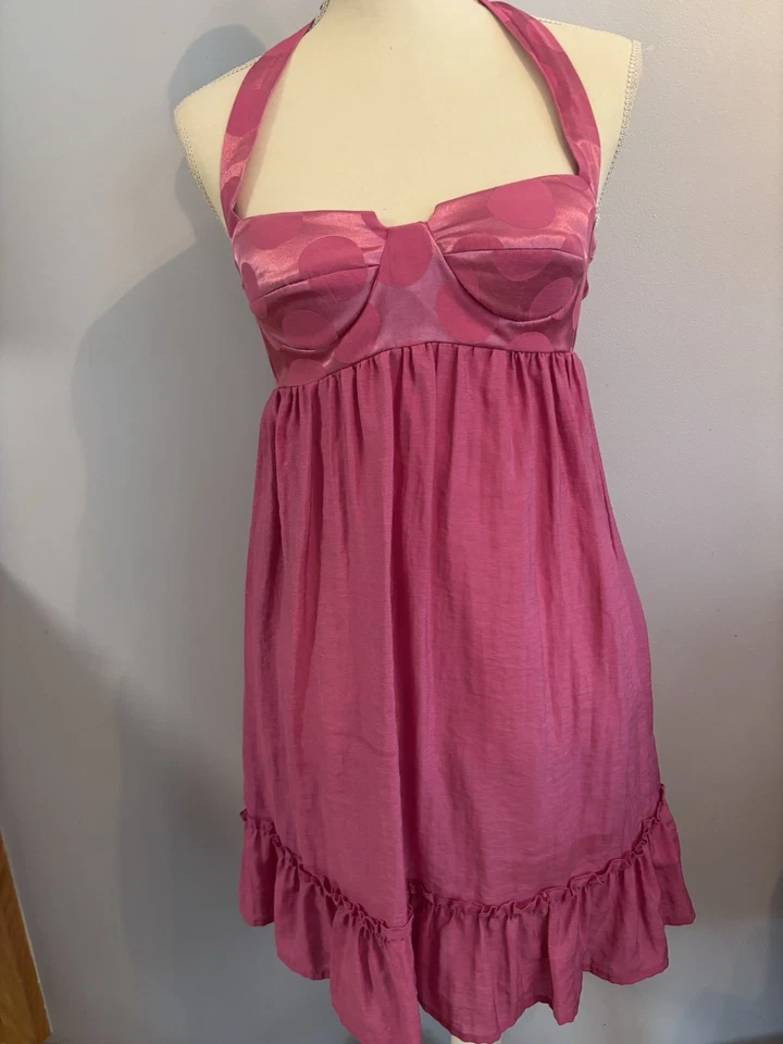 Sujetador Johnny Martin Sundress Rayón Incorporado Rosa Caliente Espalda Elástica Usado en Excelente Condición Talla 5 Foto 1 de 4