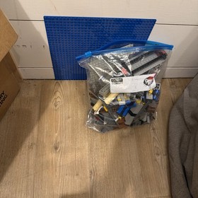 LEGO Spider-Man 2: Doc Ock's Hideout 4856 (2004) w/ 5 Minifigs Instructions