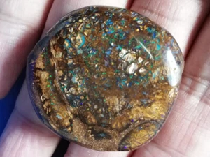 GRAN hipnotizante 135,85 CT + VIDEO Australia Queensland ópalo de roca ÁSPERO - Imagen 1 de 5