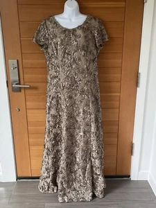 Alex Evenings Gold Beige Sequin Rosette Lace A-Line Gown Size 16 $289 - Picture 1 of 4