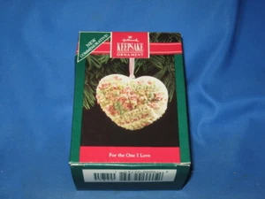 Hallmark "For The One I Love" Ornament 1992[AA] - Picture 1 of 3