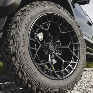 4 New 20" Fuel FC873 Charger Blackout 20x9 8x170 Wheels Rims Ford F250 F350 - Picture 1 of 7
