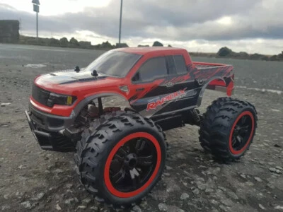 2.4GZ OFF ROAD 20km/h American Monster Truck Radio Remote Control Car 1/10 - Image 1 of 4