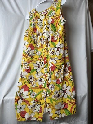 VTG 1960s Gilead Yellow Floral Dress Button Front, Pockets, No Size. - Image 1 of 4