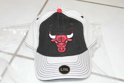  NBA ELEVATION Chicago Bulls BLACK / GRAY/ RED Hat Cap L/XL EASY STRETCH - Imagem 1 de 4