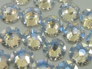30ss CRYSTAL MOONLIGHT FLATBACK European Rhinestones 18pcs. - Picture 1 of 1