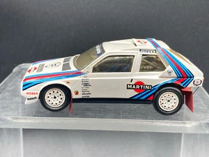 Modelo de resina construido Provenza Moulage 1/43 Lancia Delta S4 Rally - Imagen 1 de 9