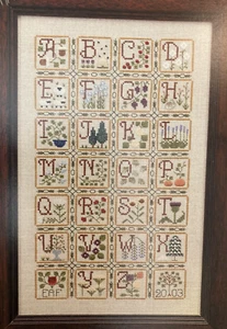 Vtg Rare Elizabeth's Designs NATURE'S ALPHABET Cross Stitch 2002 pattern - Picture 1 of 3
