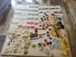 -bsa Boy/Cub Scout Lot Vintage Anstecknadeln Aufnäher Karten - Bild 1 von 20