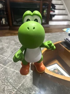 Yoshi Mario Bros 9" Inch PVC Súper Size Nintendo Figur,  - Bild 1 von 7