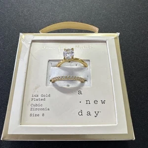 A New Day 14k Gold Platten Zirkonia Eheringe Set Größe 8 - Bild 1 von 3