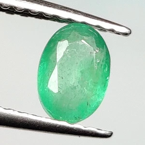 0.53 CT - Natural Emerald Oval Shape TOP Luster Gem Zambian - 9293 - Picture 1 of 2