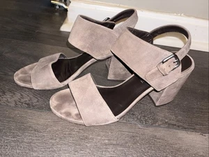 STUART WEITZMAN 9M Taupe Fine Suede Leather Sandals High Block Heel SPAIN - Picture 1 of 6