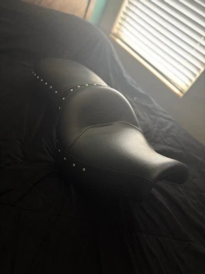 Asiento de turismo Mustang vintage - Victory V92TC (2002-2006) Foto 1 de 3