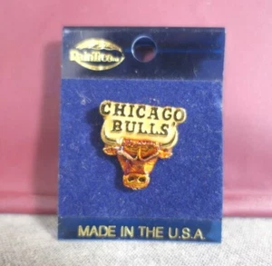 NUEVO Prendedor Insignia Solapa Esmaltada Vintage RainTree Oficial NBA Chicago Bulls Hecho en EE. UU. - Imagen 1 de 5