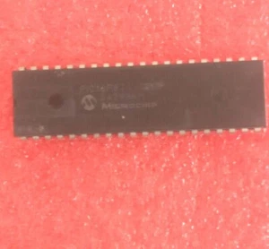 1pcs PIC16F874-04 I/P 8BIT MCU 4Kx14 FLASH Microchip - Imagen 1 de 3