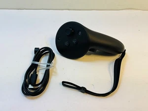 Meta Quest Pro RIGHT Controller w/Charging Cord Only - VR Headset - Tested - Picture 1 of 7