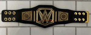CINTURA TITOLO REPLICA WWE WORLD HEAVYWEIGHT CHAMPIONSHIP 12 3/4" - Foto 1 di 7