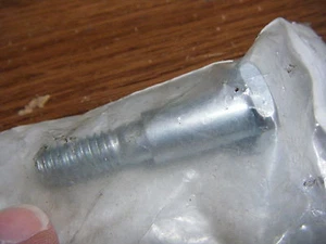 Homelite 04945 Chainsaw Guide Bar Bolt 33 UT-26204 38 UT-26205 - Picture 1 of 3