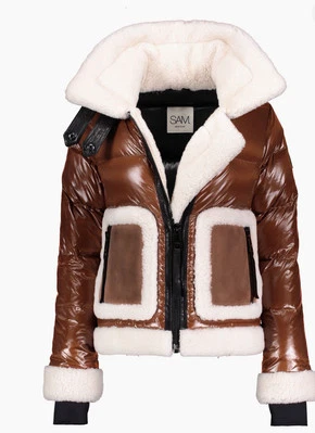 SAM. Chaqueta de motociclista Veronica de piel de oveja recortada coñac talla S precio de venta sugerido por el fabricante $1395 NUEVA Foto 1 de 4