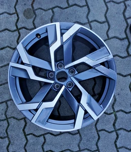 Original Skoda Karoq NU7 Felge, 8Jx19 H2, ET45, 5x112, 57A601025AF - Bild 1 von 9