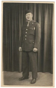1944 RPPC of Named US Army PFC Taken in England Good Condition. No imprint. - Picture 1 of 2