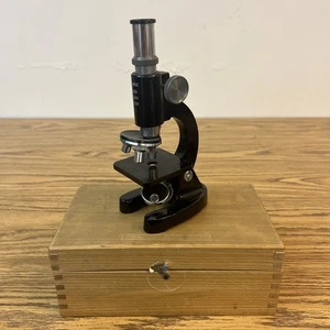 Vintage Tasco Student Microscope 100x, 200x 300x,  w/Wood Carrying Case (Japan) - Picture 1 of 11