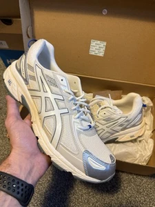 ASICS Gel-Venture 6 Crema Argento Navy. Taglia UK10. BNIN. Prezzo consigliato £100 - Foto 1 di 8