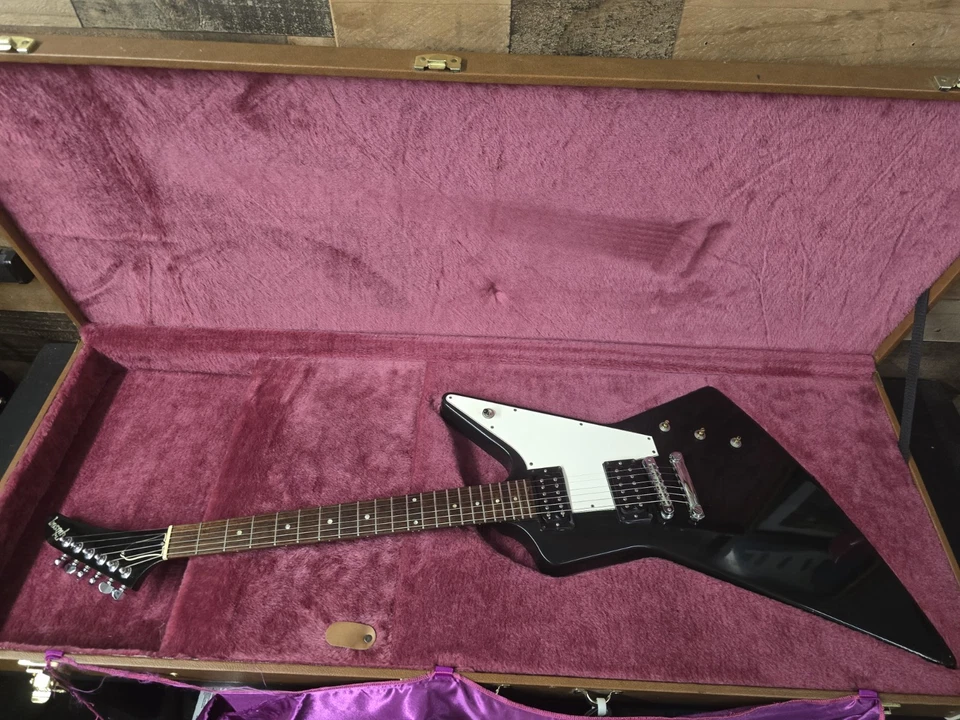  Gibson Explorer 1989 vintage ébano con Ohsc Foto 1 de 4