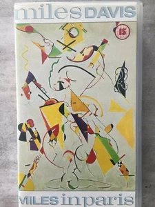 MILES DAVIS: Miles in Paris (VHS-Video / Warner Music Vision 9031 71550-3 / NM) - Bild 1 von 2