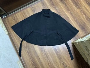 Max Mara Ponchojacke schwarz Wolle mit Gürtel Größe US4 UK6 - Bild 1 von 12
