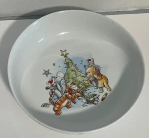 DISNEY HOLIDAY WINNIE THE POOH AND FRIENDS PASTA DINNER BOWL. 8 1/2" Nice Gift!! - Picture 1 of 15