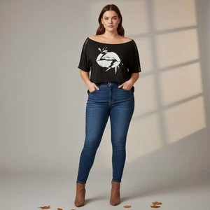 Torrid Black Lips Lattice Schulterfreies T-Shirt Größe 3X - Bild 1 von 7