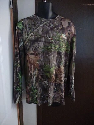 Mossy Oak Scent Control Large Long Sleeve LN Camouflage Under Shirt. - Image 1 of 4