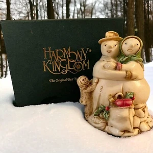 Harmony Kingdom Snowdonia Fields Figurine Trinket Box England Christmas Holiday - Picture 1 of 9