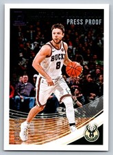 2018  Donruss 95 Matthew Dellavedova Milwaukee Bucks /199  Press Proof Purple