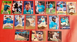MINT 1997 SET OF 16 FLORIDA MARLINS PINNACLE BASEBALL CARDS W/ HARD HINGED CASE - Picture 1 of 24