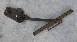 Mercedes W111 window lifter mechanical front right A1157251002 - Picture 1 of 2