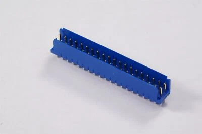 91687-320LF FCI Shrouded Header Connector Male 40 Pos 2 Row 2.54mm Vert Blue NOS - Image 1 of 3