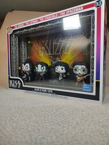 Funko Pop Moment Deluxe Kiss’ Alive 2 Tour 1978 Vinyl Figuren - EXKLUSIV!! - Bild 1 von 23