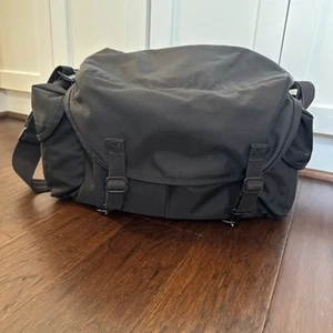 Domke Shoulder Camera/Accessory Bag With Adjustable Strap - Picture 1 of 16