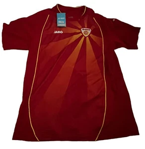 MACEDONIA Football Shirt Home JAKO XL (LARGE) EURO 2020 VINTAGE Soccer BNWT - Foto 1 di 16