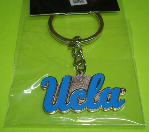 Aminco Collectible UCLA Bruins Metal Key Chain Key Ring  Model : CCP-KT-628-42 Cover