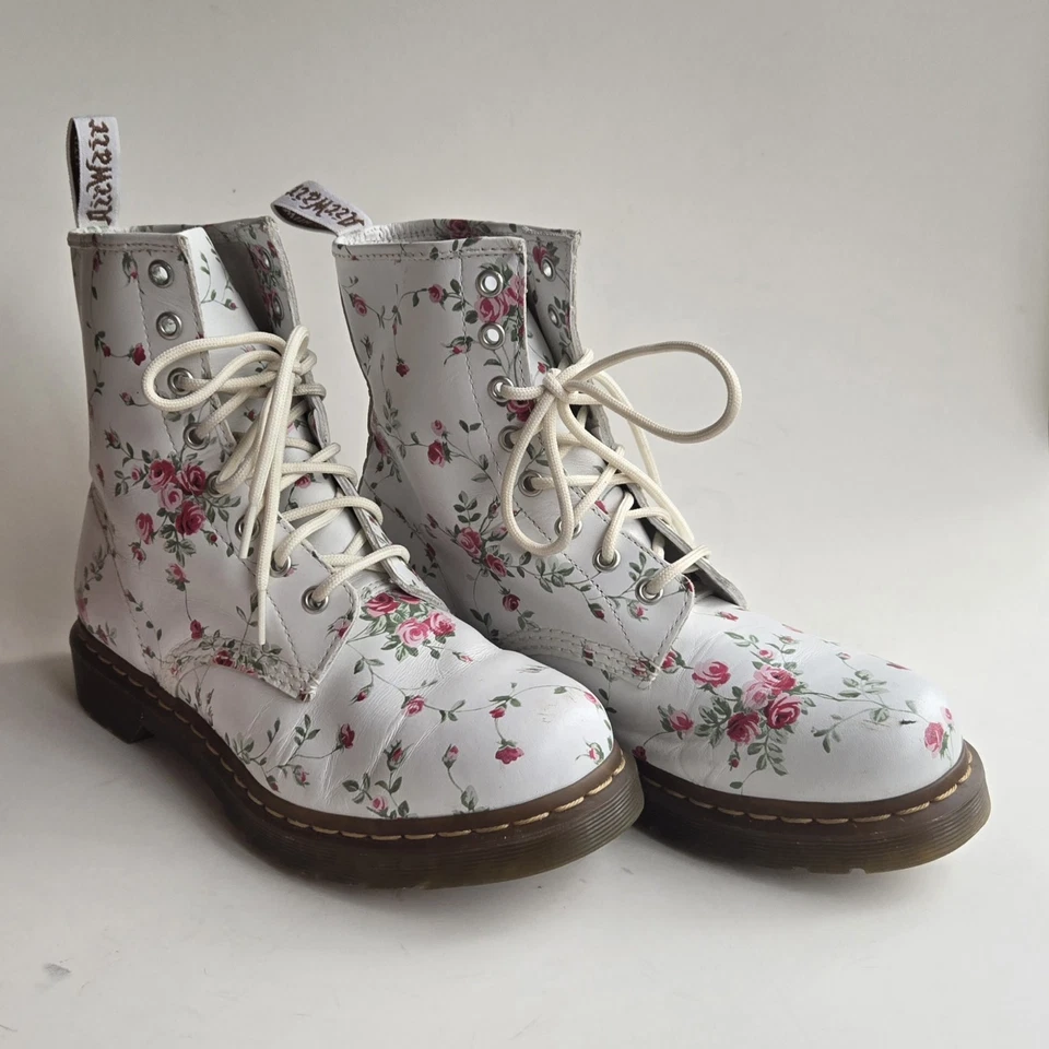 Dr Martens Floral Rosa Portland Botas de Combate 1460 Blanco EE. UU. 9/Reino Unido 7 Docs DMS Foto 1 de 4